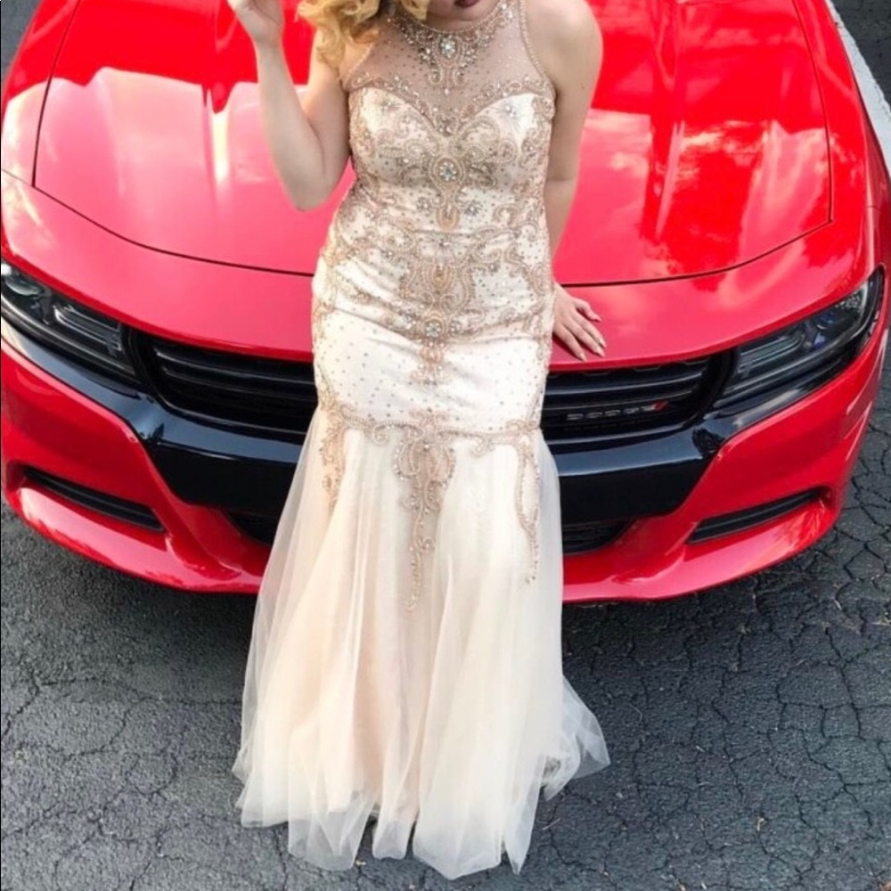 Prom dress